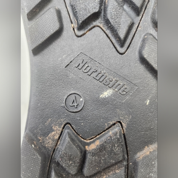 Northside Black Snow Boots Waterproof Winter Boots Youth Size 4 - Picture 10 of 10